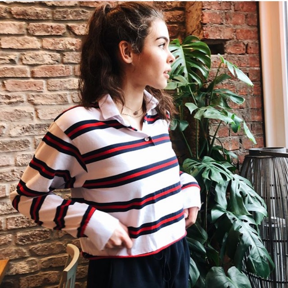 SOLD Brandy Melville Jonny Top